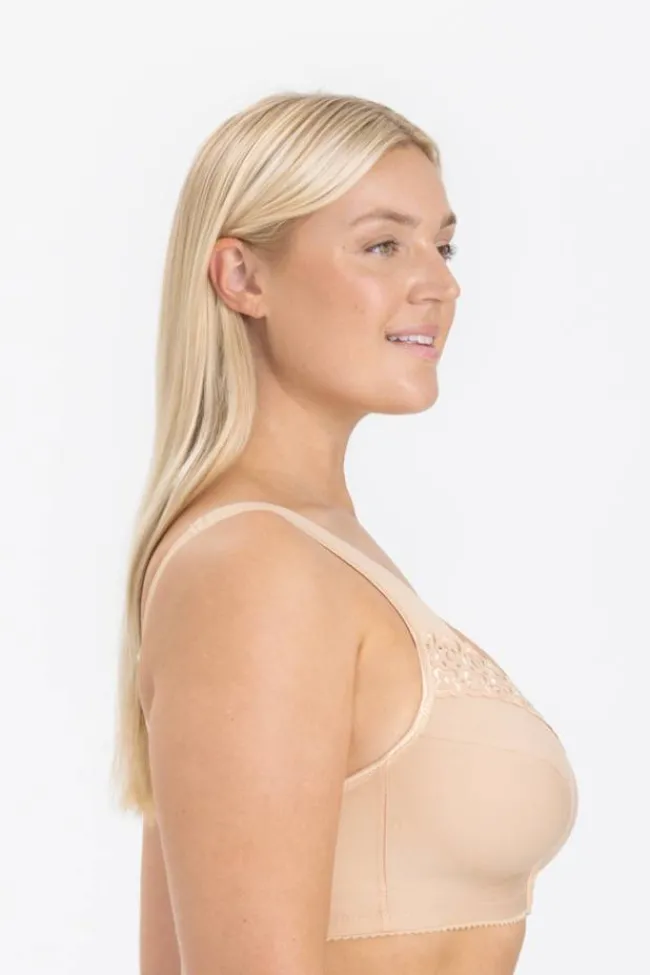 Miss Mary Bra|Non-Wired Bras|Broderie Anglaise front-closure bra Beige